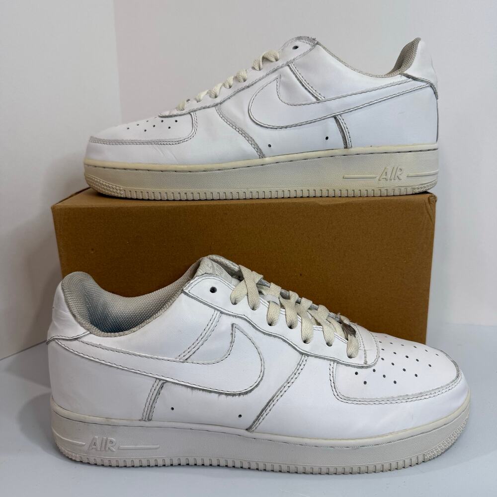 Nike Air Force 1 Low 'Triple White' 2004 Men’s Size 10.5 - 306353-112 AF1